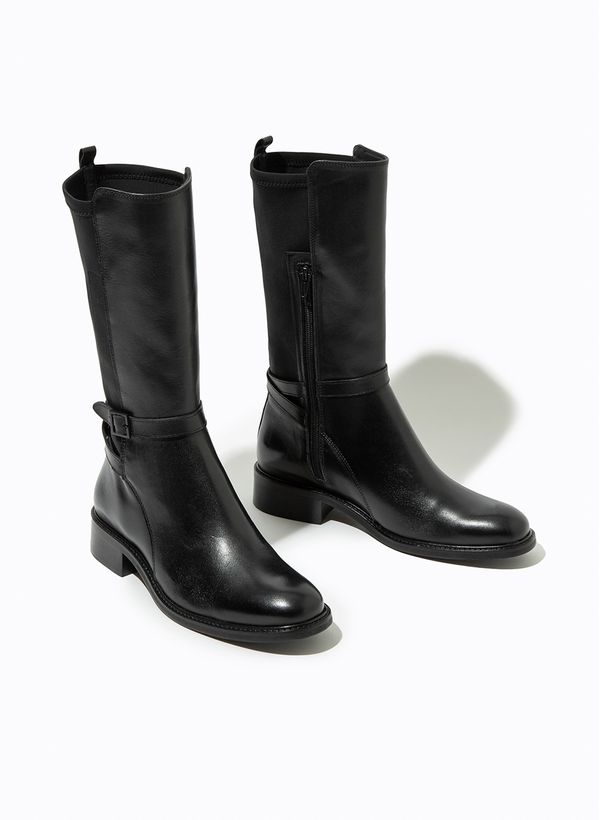 30140590_09_3-BOTA-LARA