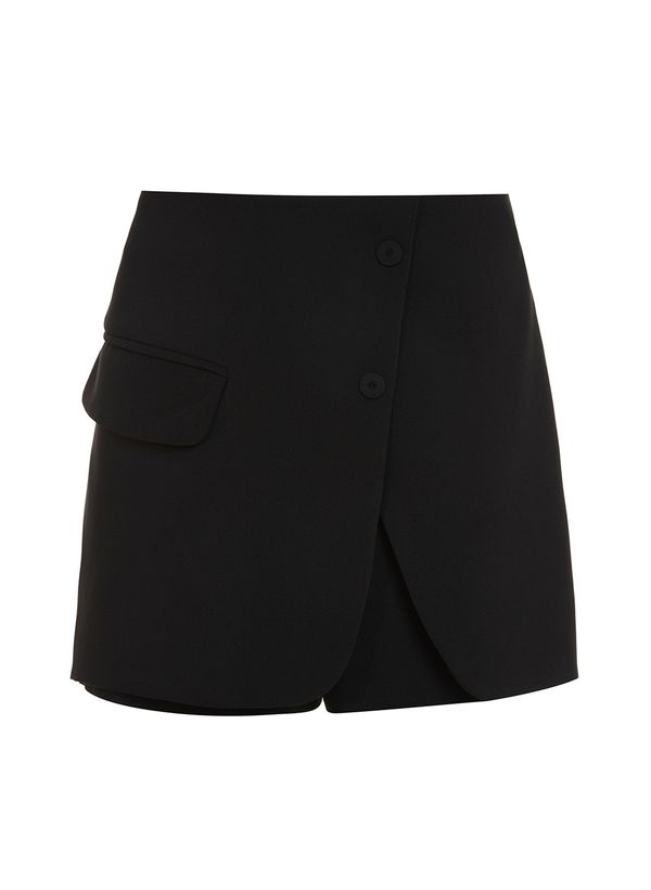 06120132_09_5-SHORTS-SAIA-NASH