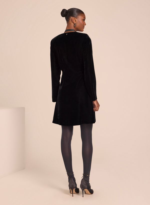 15114584_09_4-VESTIDO-DECOTE-DIANA