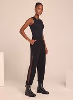 18042110_09_1-CALCA-LUCY