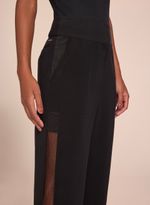 18042110_09_2-CALCA-LUCY