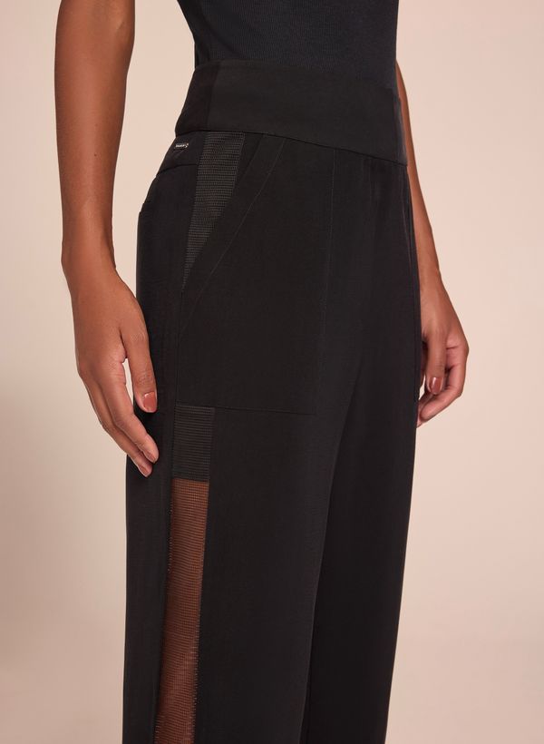 18042110_09_2-CALCA-LUCY