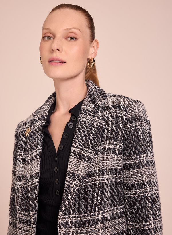 23112476_92_2-CASACO-MEG