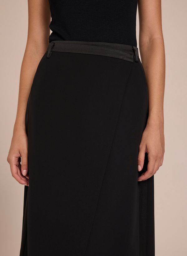 16112464_09_2-SAIA-EMILY