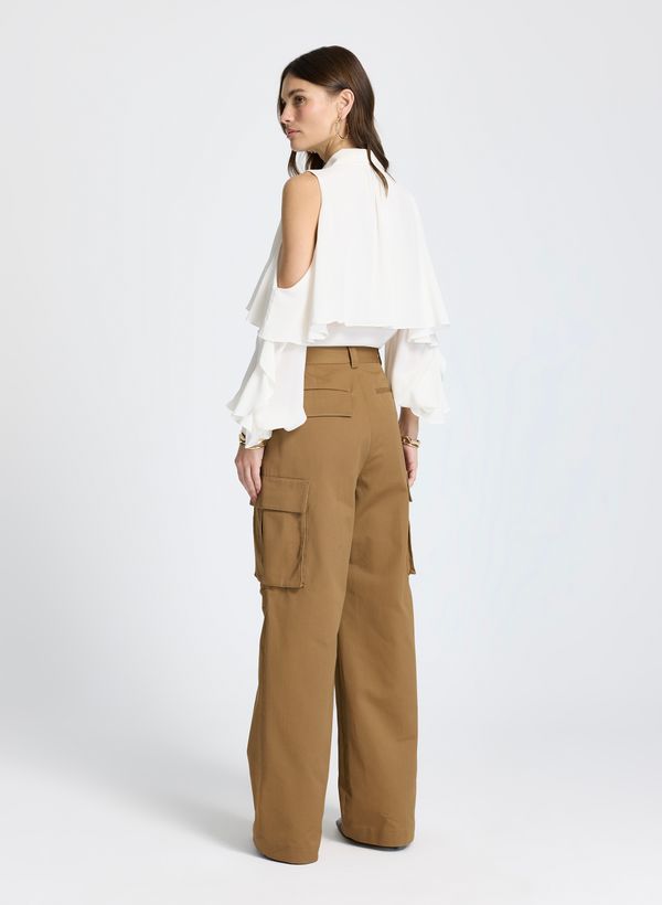 18014460_46_4-CALCA-PATRICIA