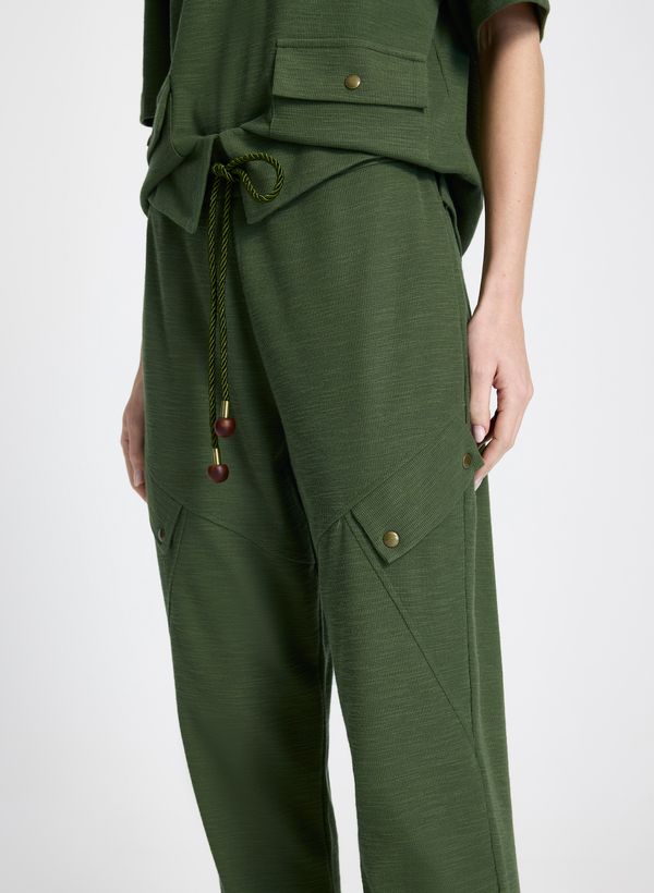 18112918_25_2-CALCA-HILLARY