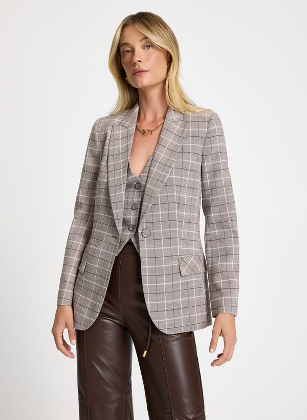 21040444_92_1-BLAZER-CAROL