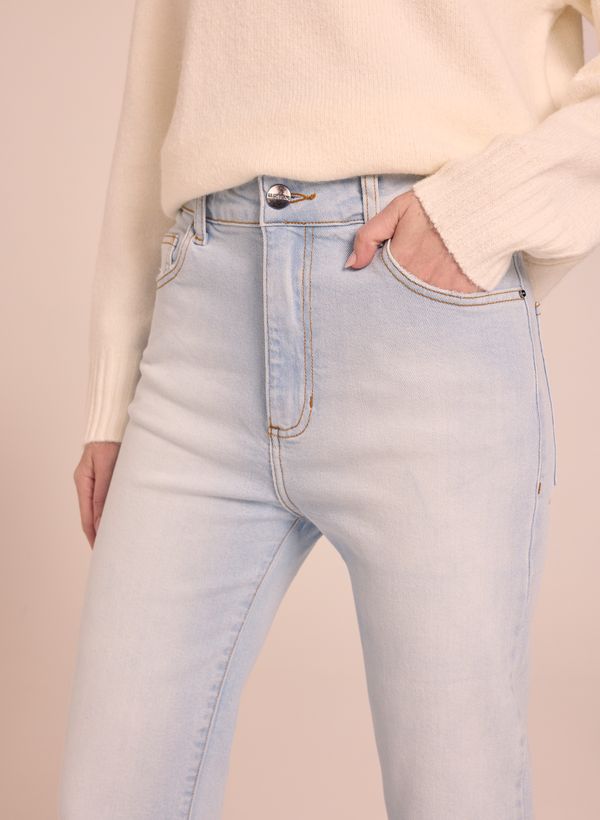 18094592_73_2-CALCA-RETA-CURTA-FILIPA