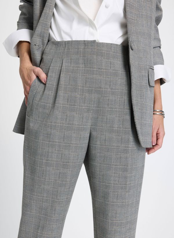 18121531_92_2-CALCA-GIULIA