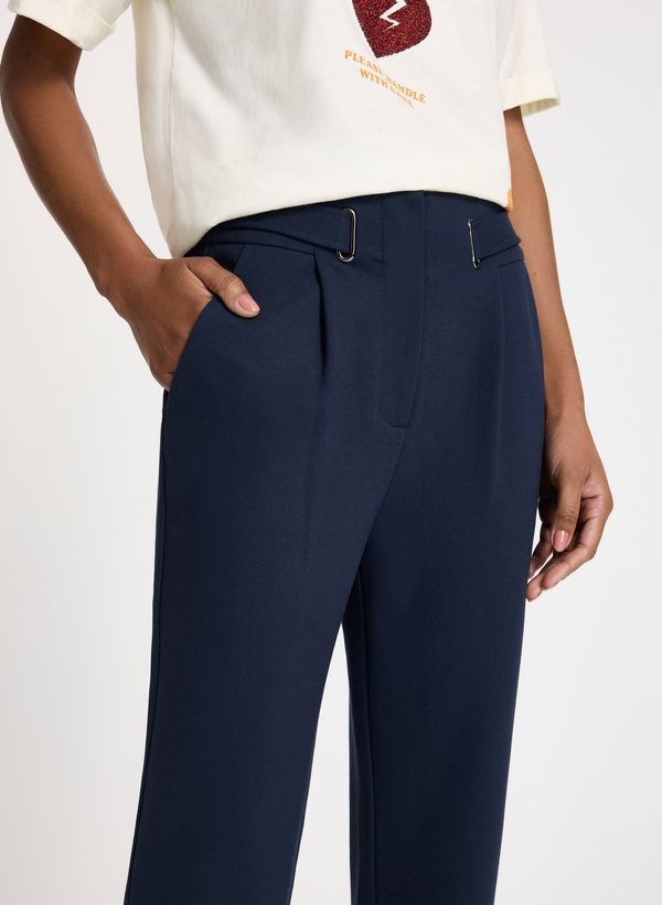 18510123_48_2-CALCA-LUMA-III