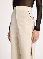 18121528_63_2-CALCA-SILVIE-I