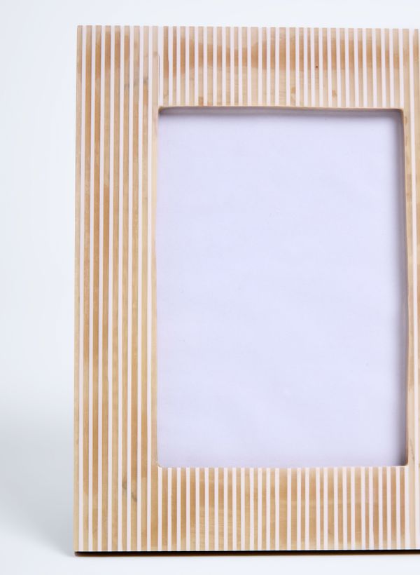 52980229_94_3-PORTA-RETRATO-STRIPES-M