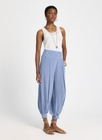 18031117_43_3-CALCA-BILLIE