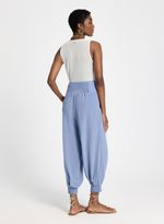 18031117_43_4-CALCA-BILLIE