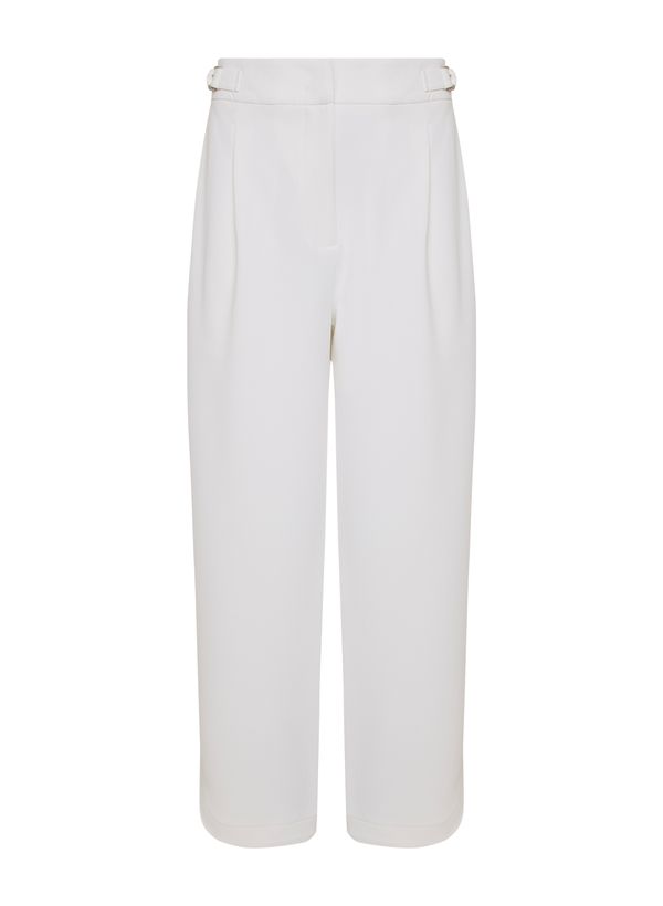 18112978_11_6-CALCA-MICAELA