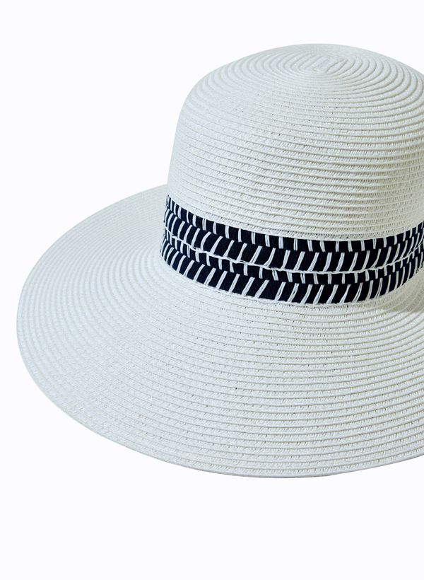 71120015_11_3-CHAPEU-CARLA-OFF