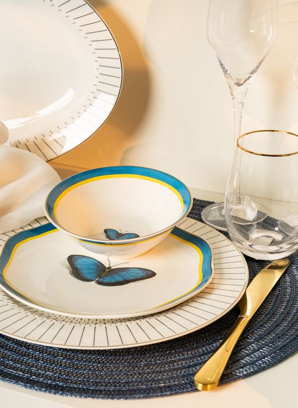 60610383_94_10-BOWL-HELLO