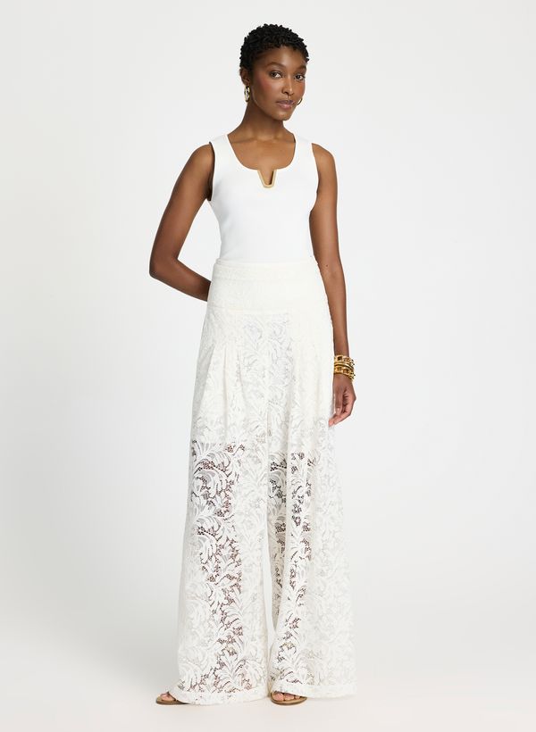 12181267_11_3-REGATA-NAIRA