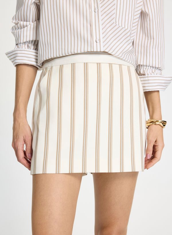 06111099_91_2-SHORTS-SAIA-ANTONELA