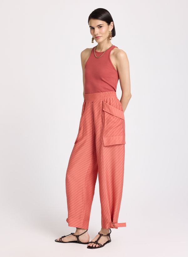 18042208_29_3-CALCA-VIDA