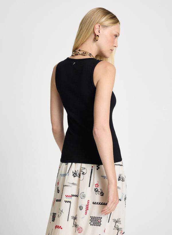 12012635_09_4-REGATA-BISOU