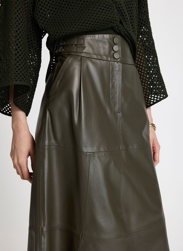 16140537_49_2-SAIA-MICHAELA