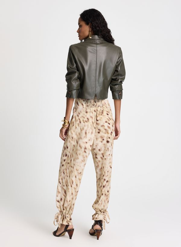 18031120_94_4-CALCA-MAYA