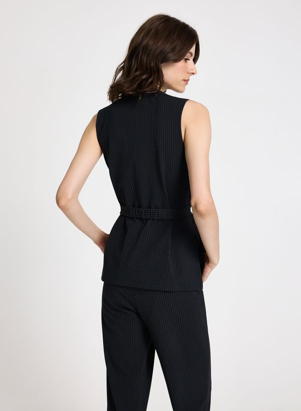 18042157_09_4-COLETE-MARINA