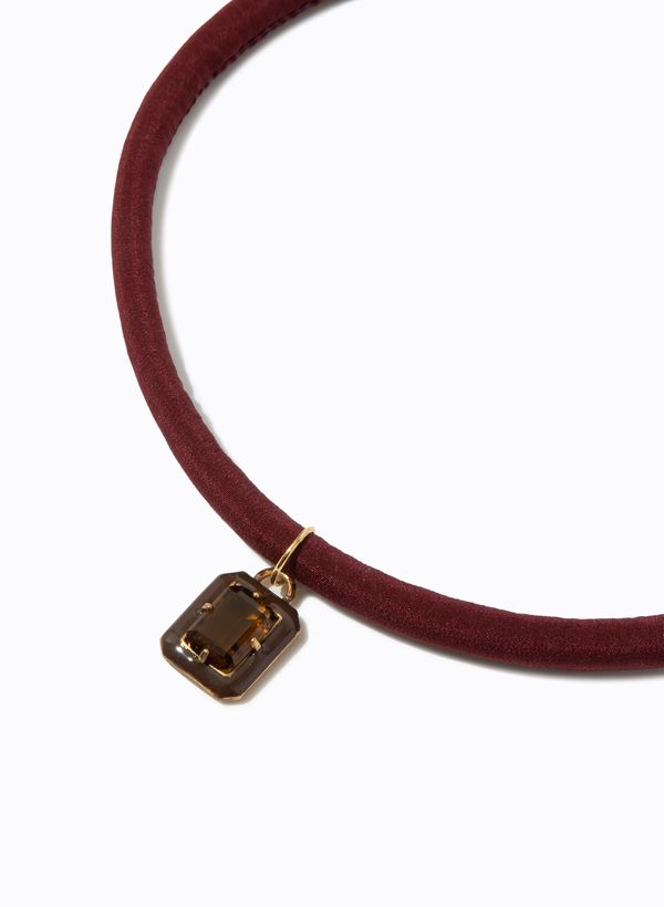 37273909_21_3-COLAR-RENATA-VINHO