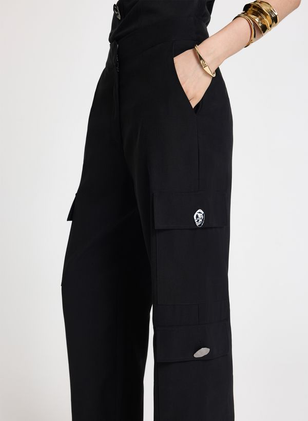 18042175_09_2-CALCA-JORDANA