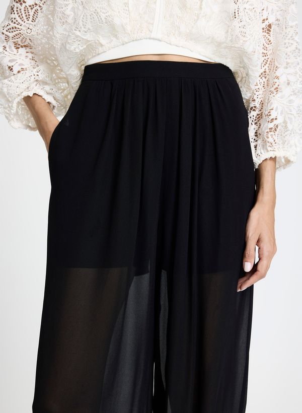 18042234_09_2-CALCA-YALA